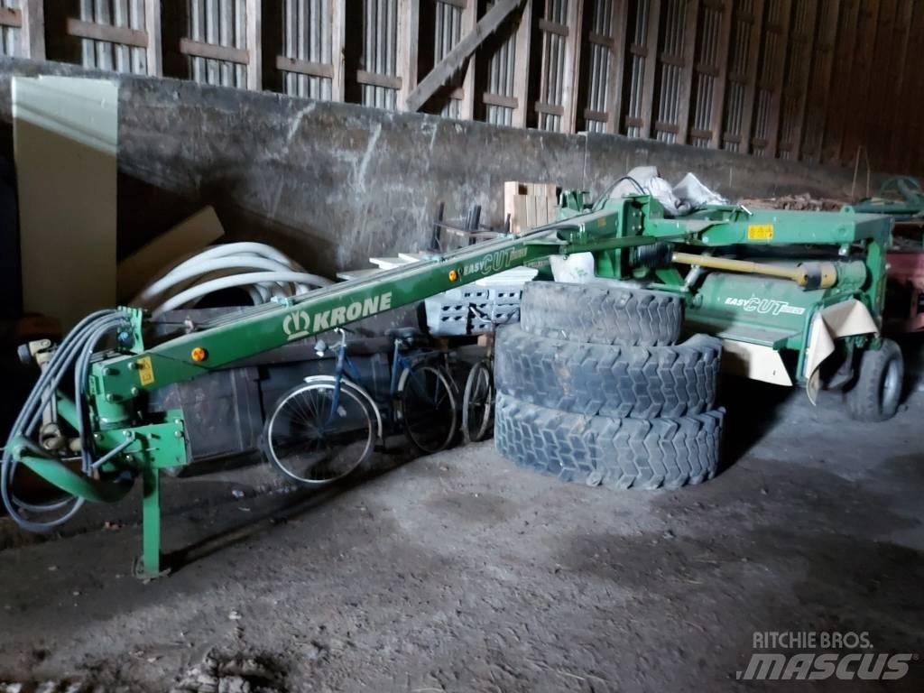 Krone 3210 CV Maaikneuzers
