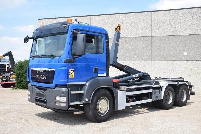 MAN TGS 33.440 Vrachtwagen met containersysteem