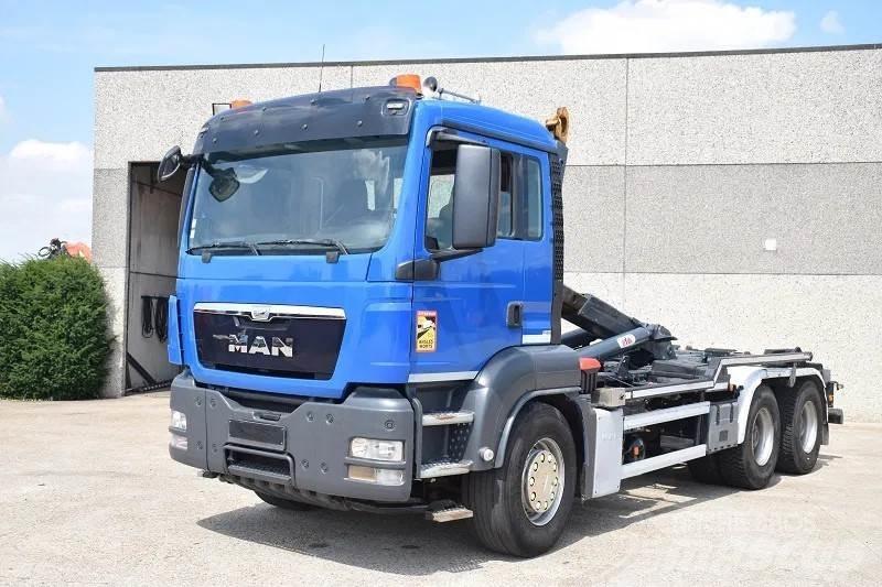 MAN TGS 33.440 Vrachtwagen met containersysteem