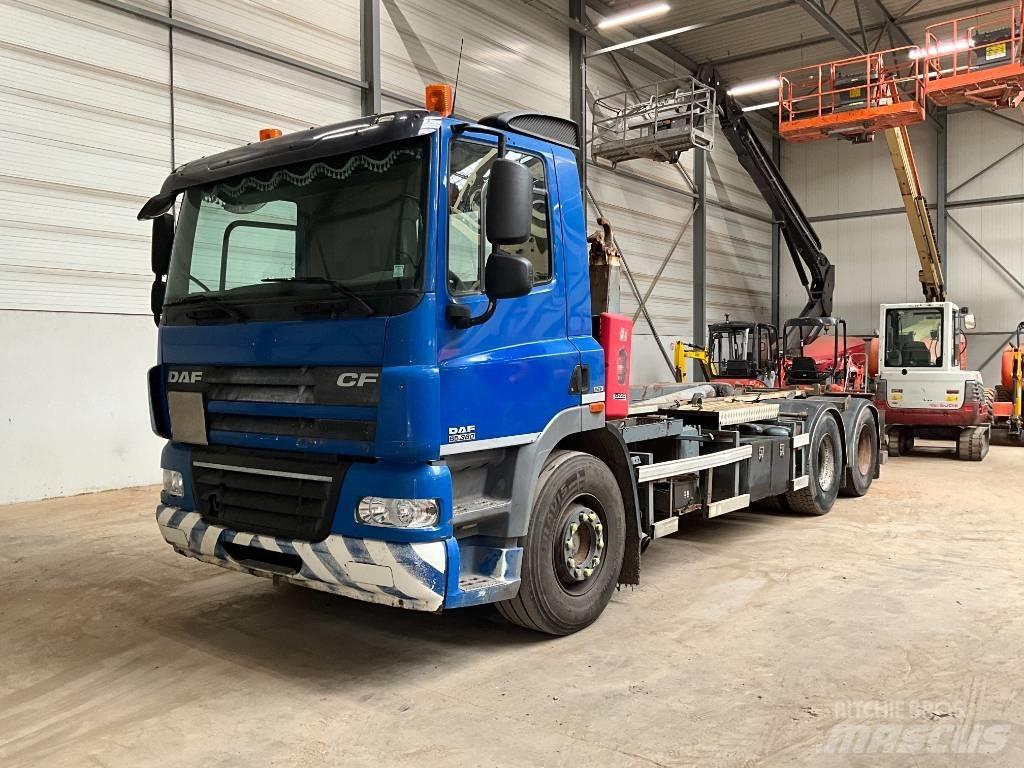 DAF CF 85.360 Vrachtwagen met containersysteem