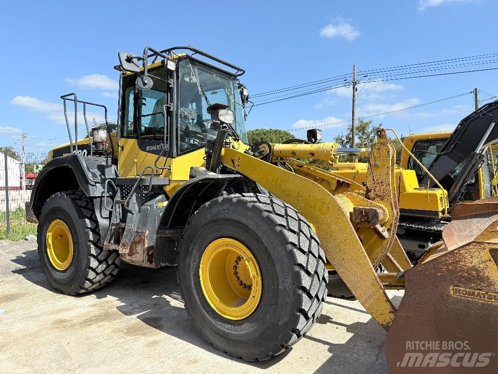Komatsu WA 380-8 Wielladers