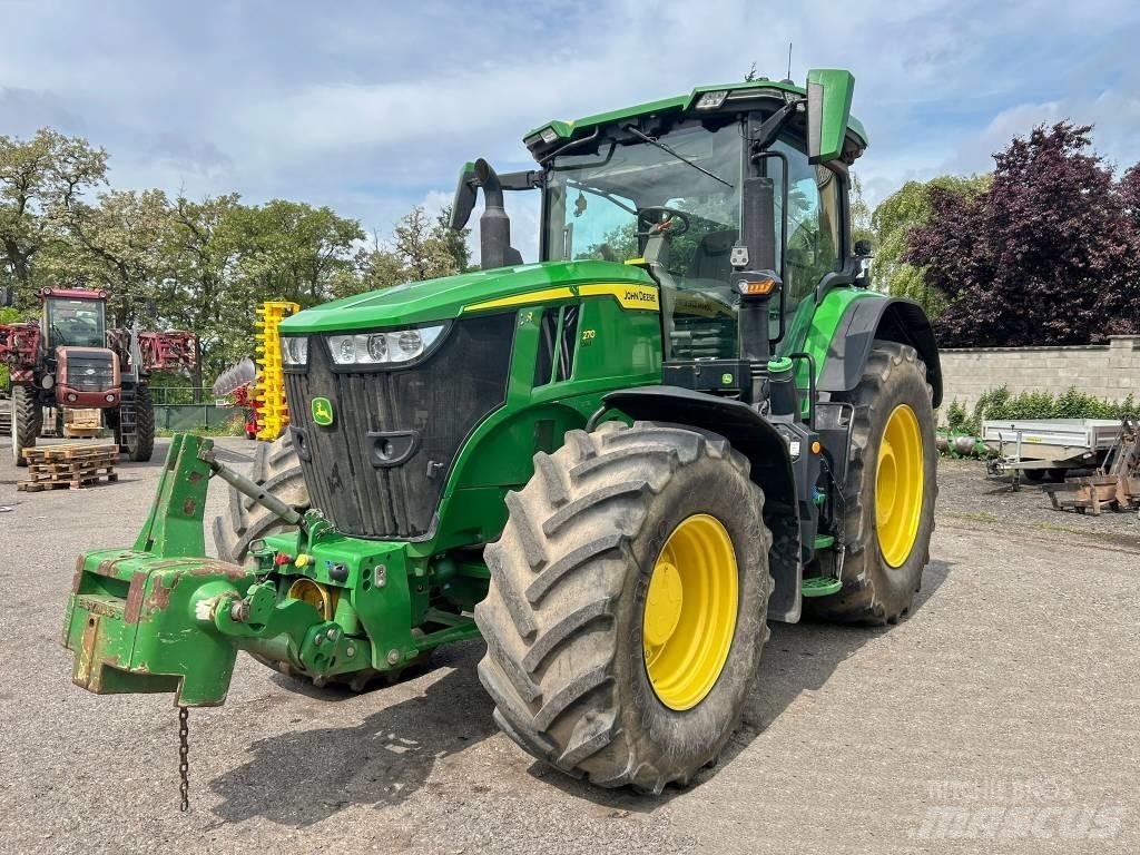 John Deere 7270 R Tractoren