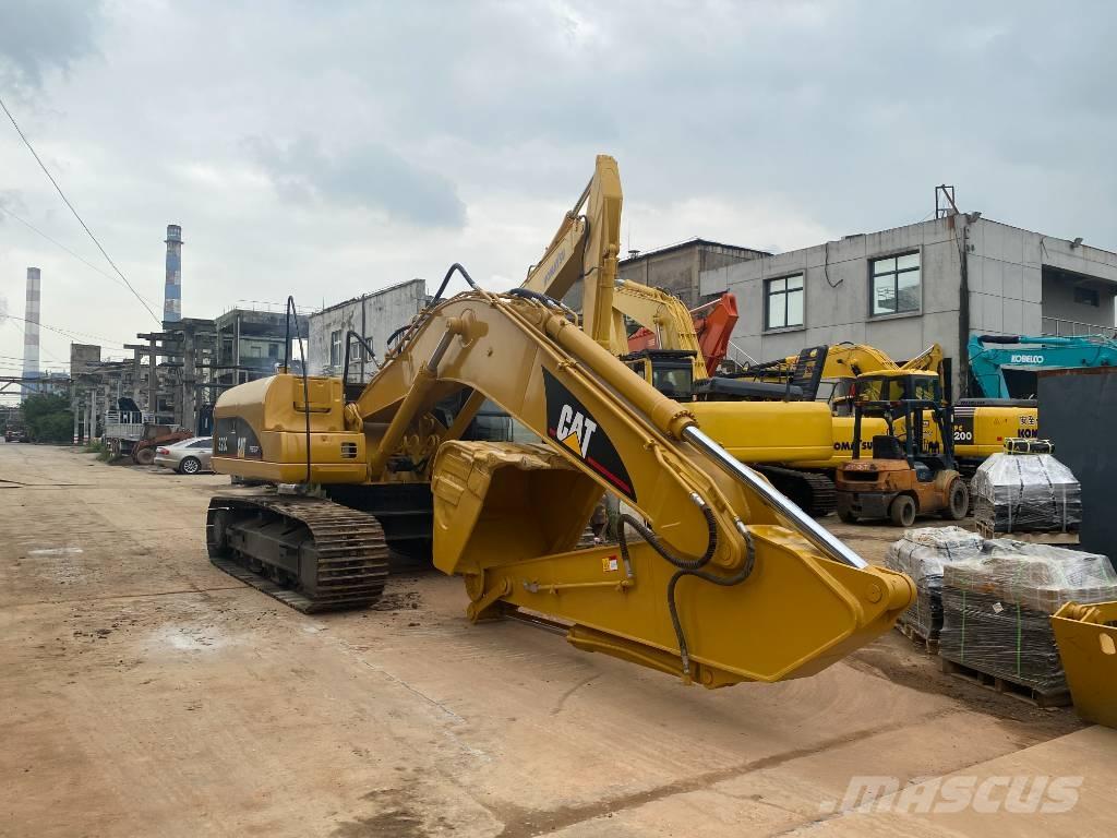 CAT 320 C Rupsgraafmachines