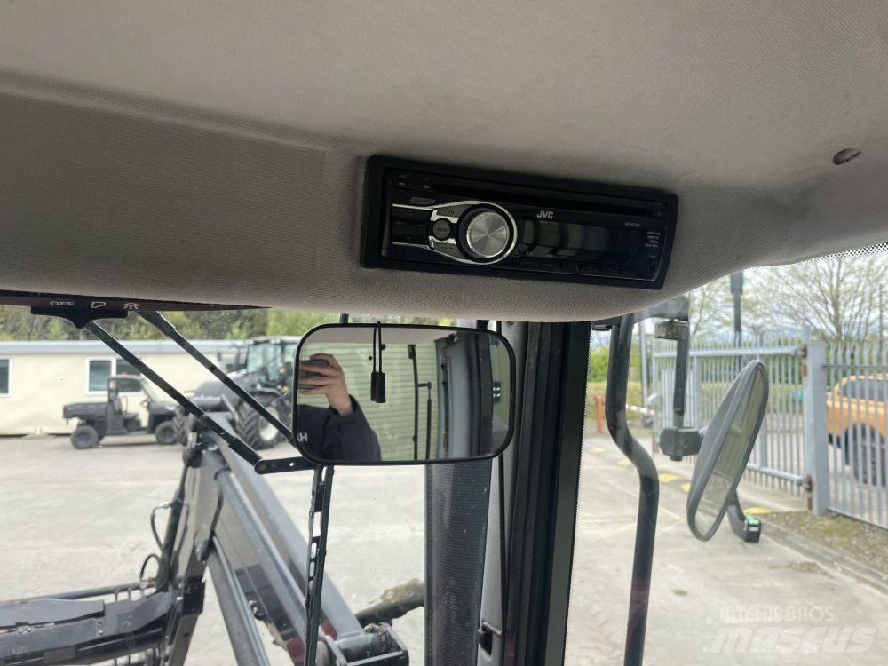 Valtra A 83 Tractoren