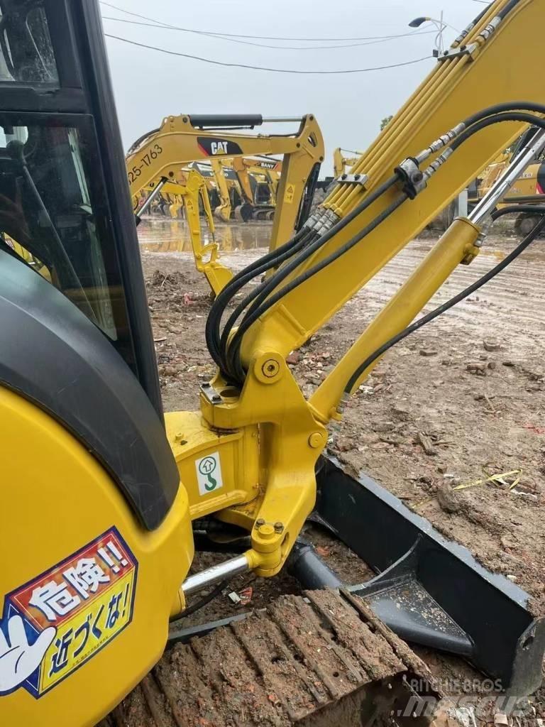 Komatsu PC 30 Minigraafmachines < 7t