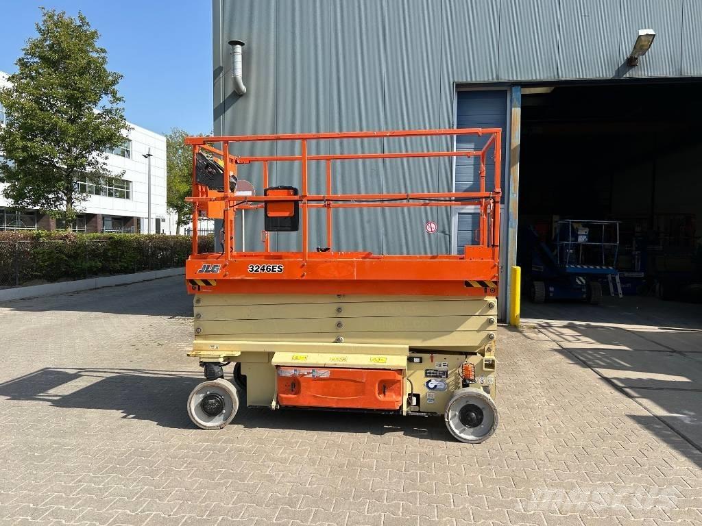 JLG 3246 ES Schaarhoogwerkers
