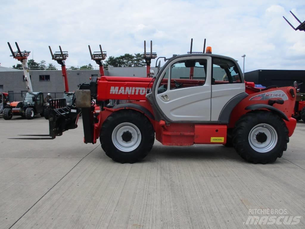 Manitou MT 1440 (067) Verreikers