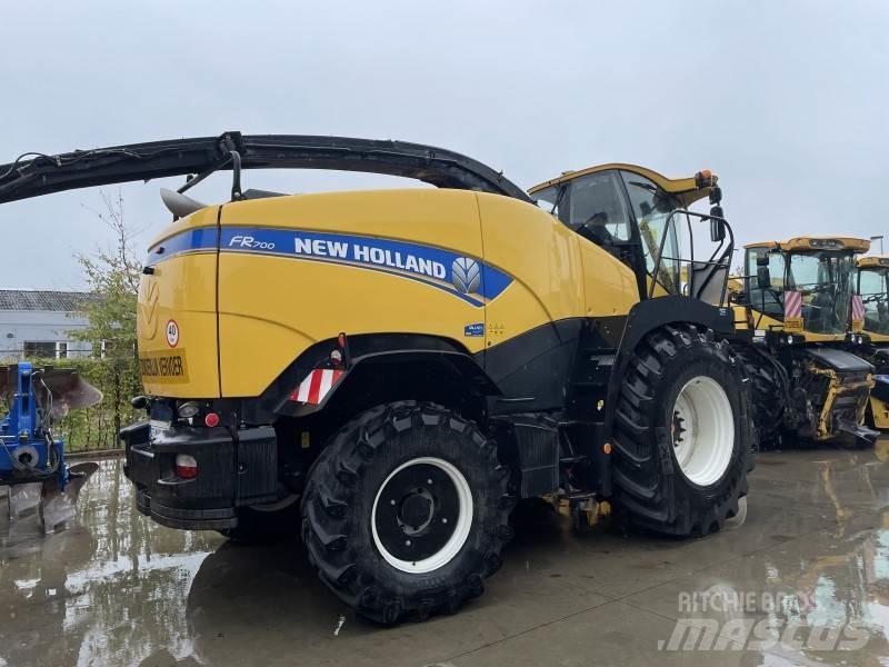 New Holland FR700 Zelfrijdende veldhakselaars