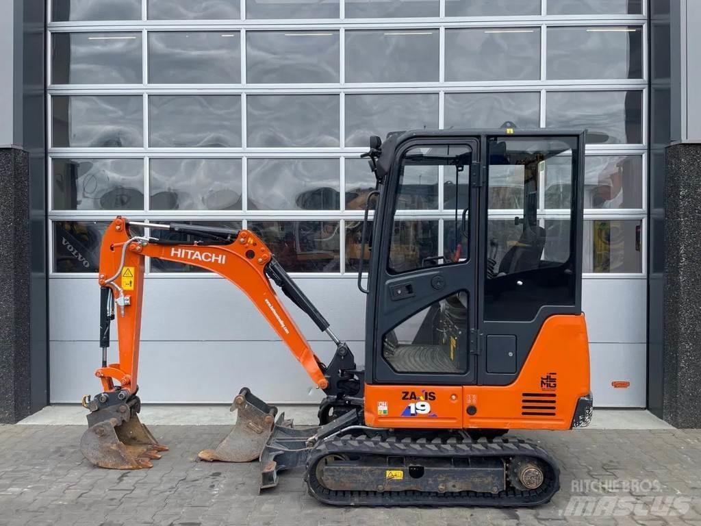 Hitachi ZX19-6 CR Minigraafmachines < 7t