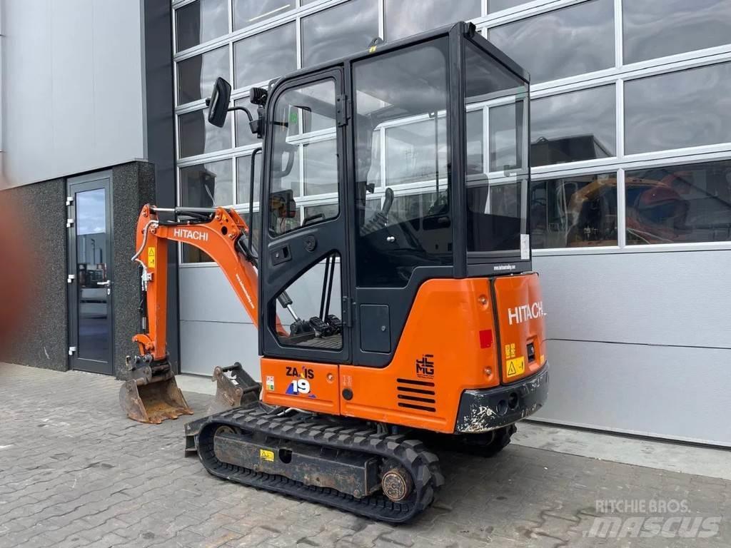 Hitachi ZX19-6 CR Minigraafmachines < 7t