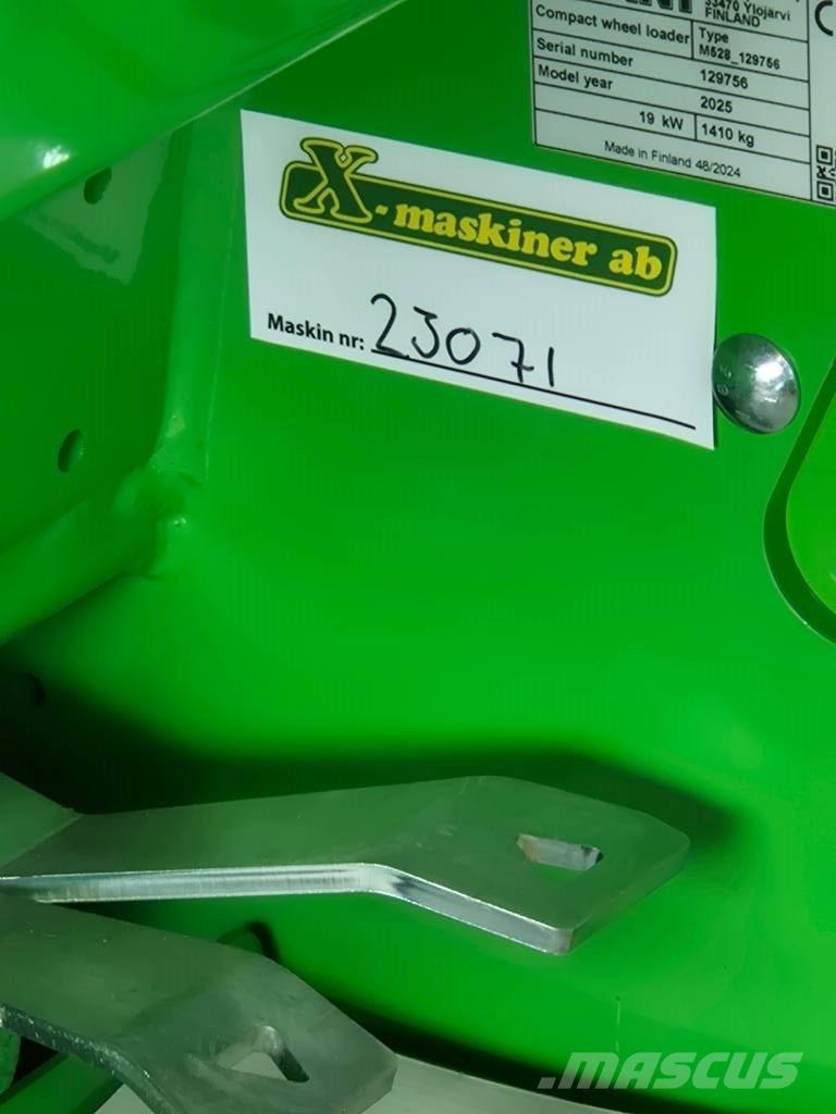 Avant 528 Knik- en schrankladers