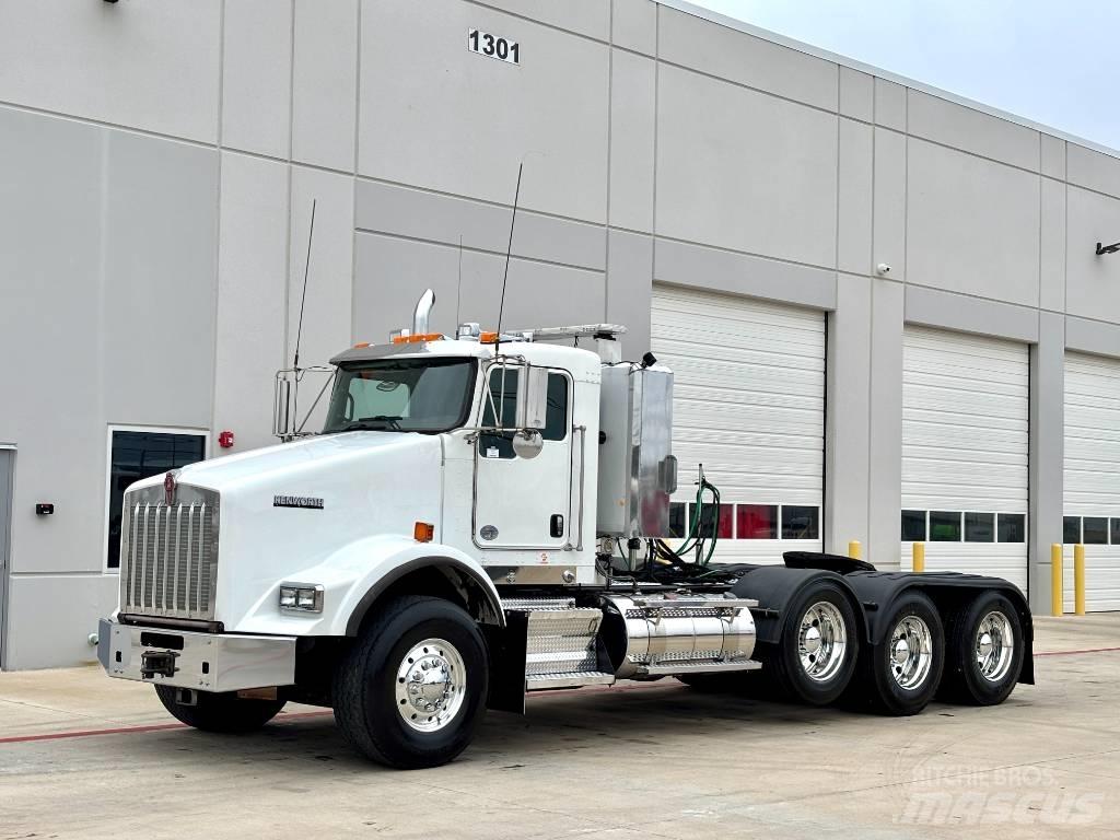 Kenworth T 800 Trekkers
