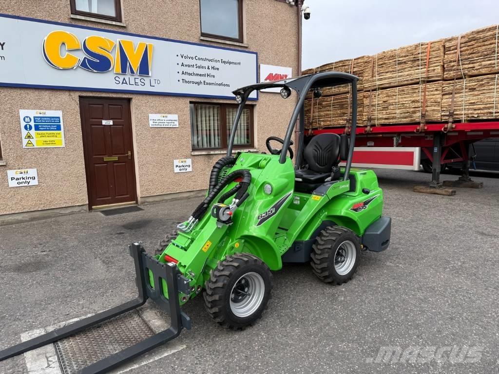 Avant 635 Knik- en schrankladers