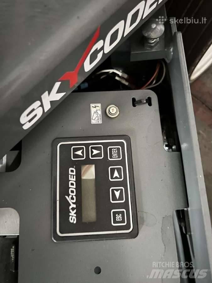 SkyJack SJ4732 Schaarhoogwerkers