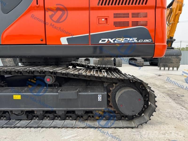 Doosan DX 225 LC-9C Rupsgraafmachines