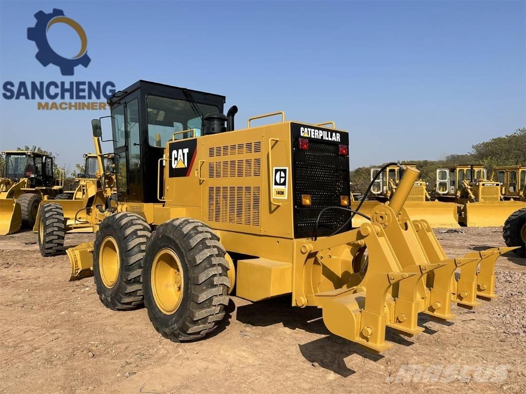 CAT 140H Graders