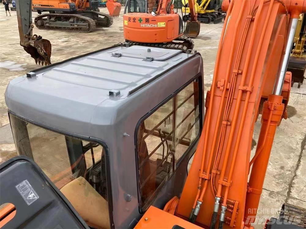 Hitachi EX 120 -3 Rupsgraafmachines