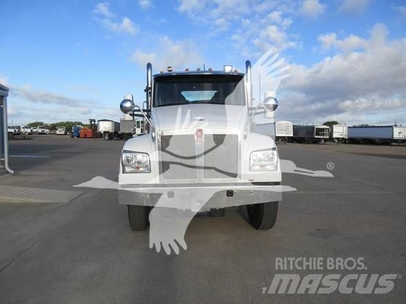 Kenworth T880 Trekkers