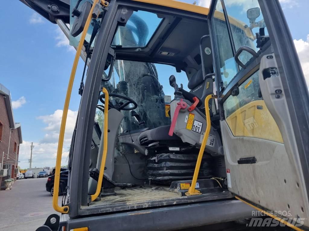 Volvo EW 140 D Wielgraafmachines
