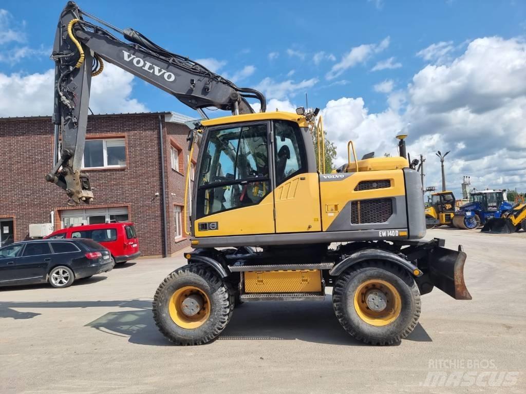 Volvo EW 140 D Wielgraafmachines