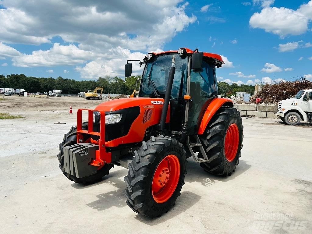 Kubota M8560 Tractoren