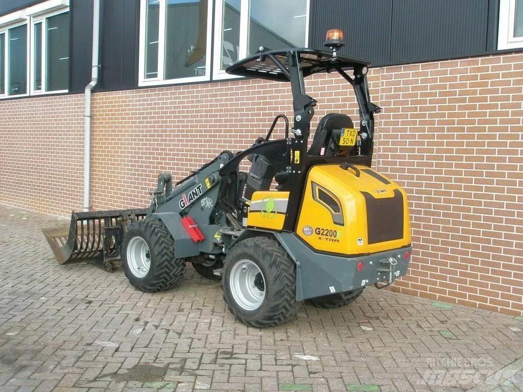 GiANT G2200E Miniladers