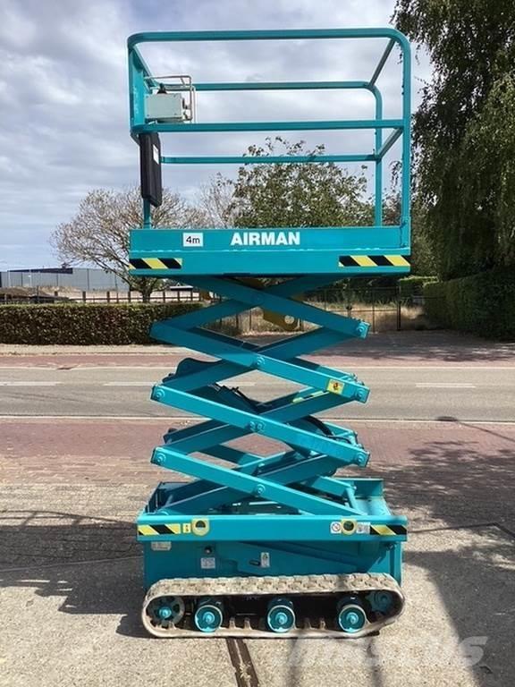 Airman Encl.040 Schaarhoogwerkers