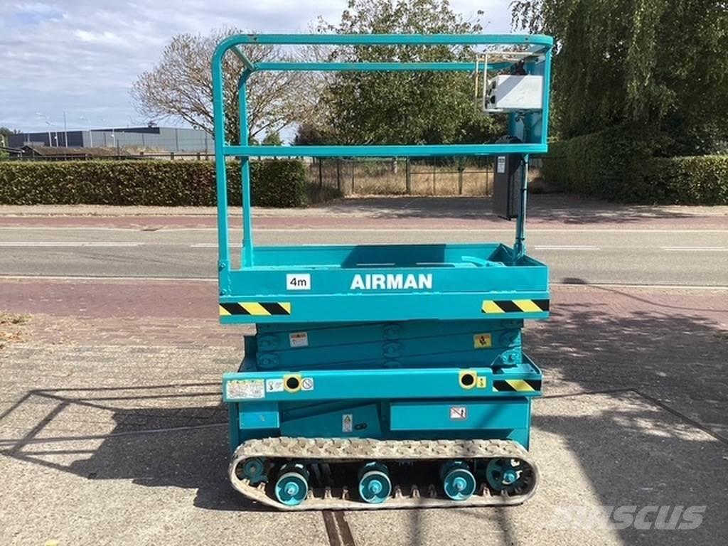 Airman Encl.040 Schaarhoogwerkers