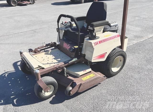 Grasshopper 124/48 Zero-turn grasmaaiers