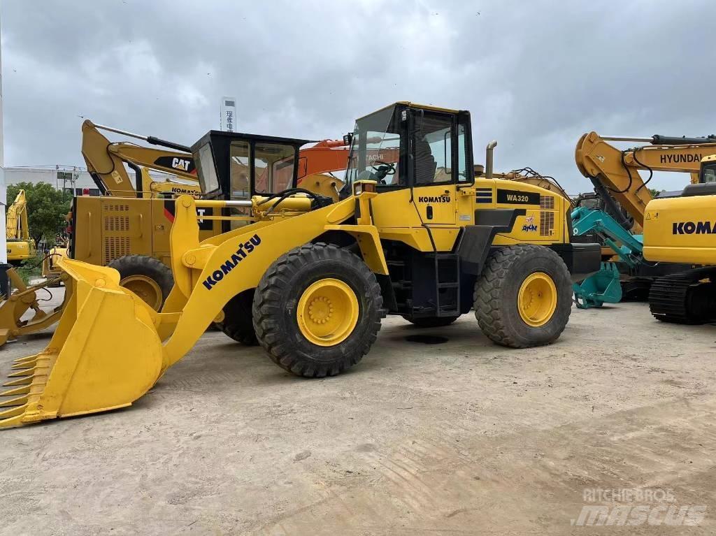 Komatsu WA 320-5 Wielladers