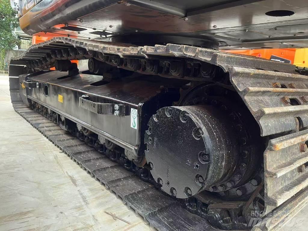 Hitachi zx200 Rupsgraafmachines