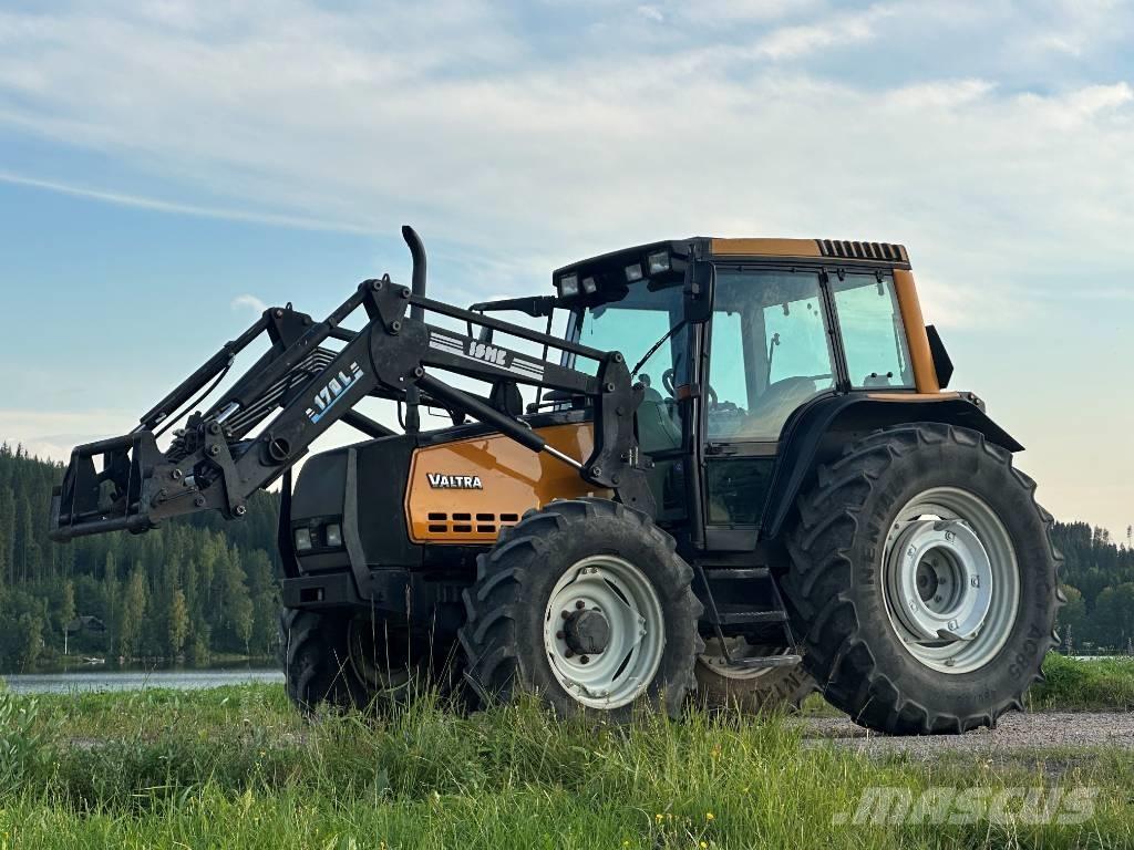 Valtra 6850 Tractoren