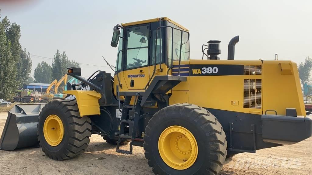 Komatsu WA 380-6 Wielladers