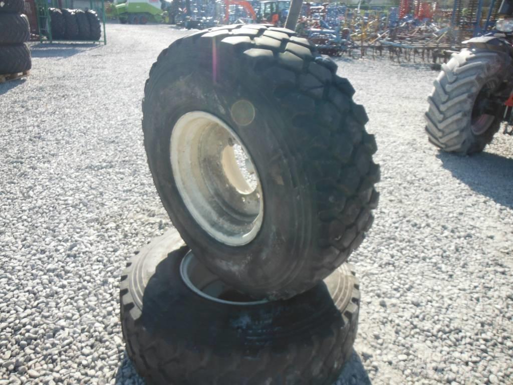 Michelin 365/85R20 Banden, wielen en velgen
