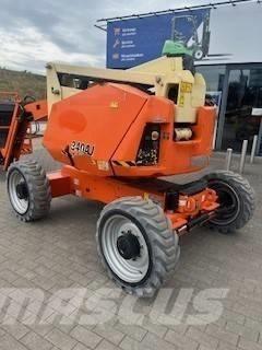 JLG 340 AJ Knikarmhoogwerkers