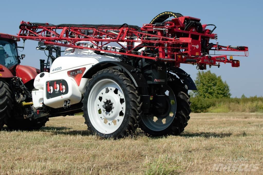 FarmGEM Atlas 4400 Getrokken spuitmachines