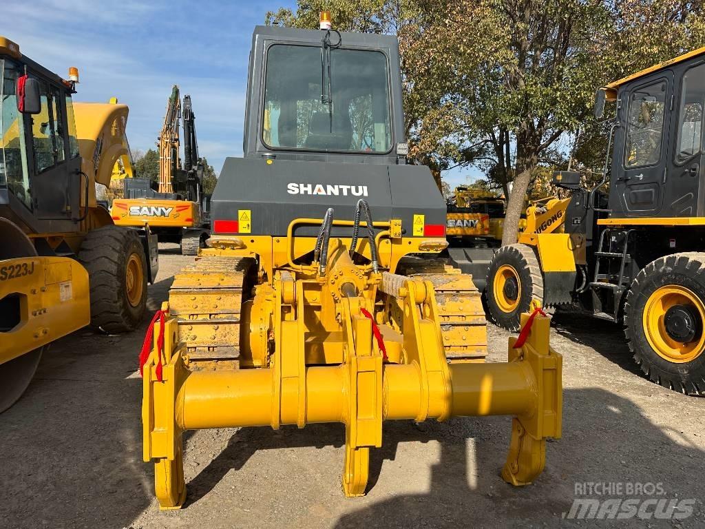 Shantui SD 16 Rupsdozers