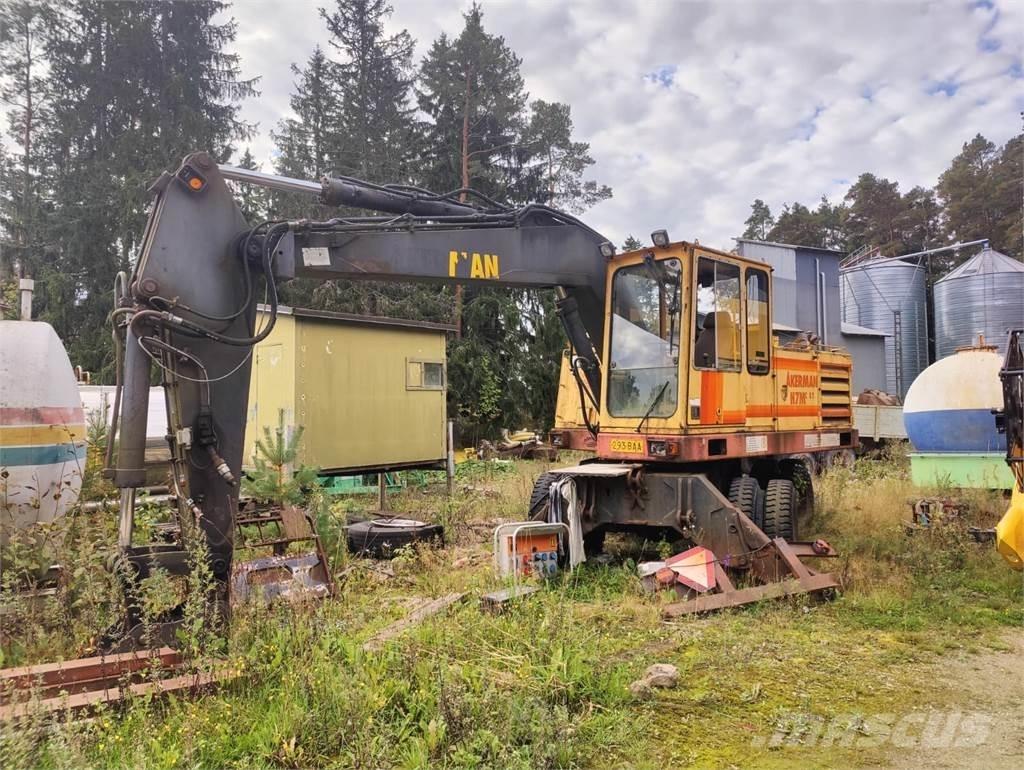 Åkerman H7MC Rupsgraafmachines
