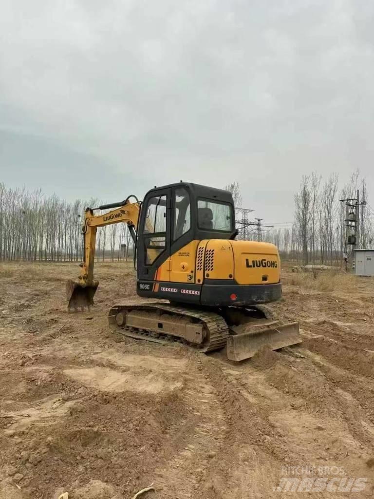 LiuGong 906E Rupsgraafmachines