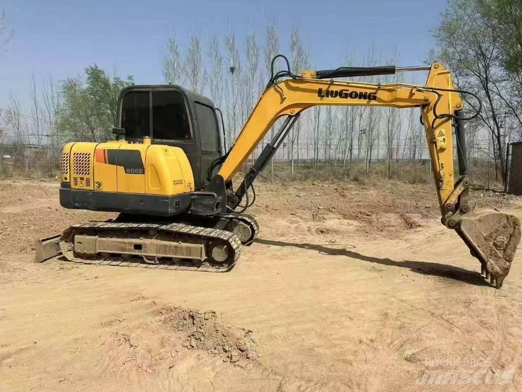 LiuGong 906E Rupsgraafmachines
