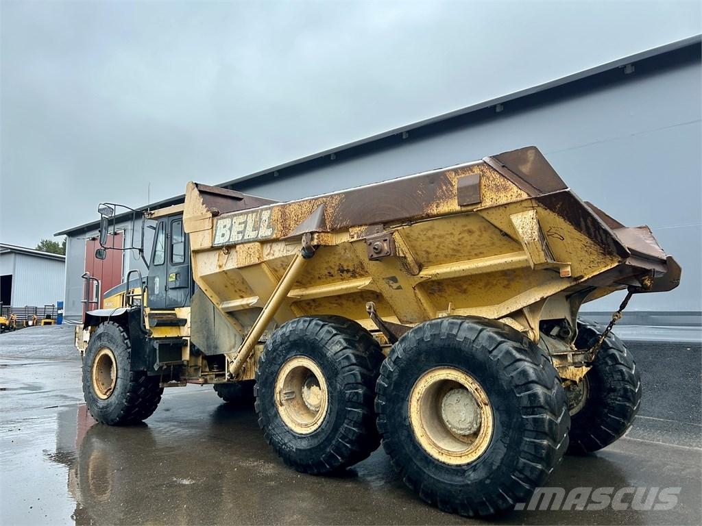 Bell B30C DUMPPERI Knik dumptrucks