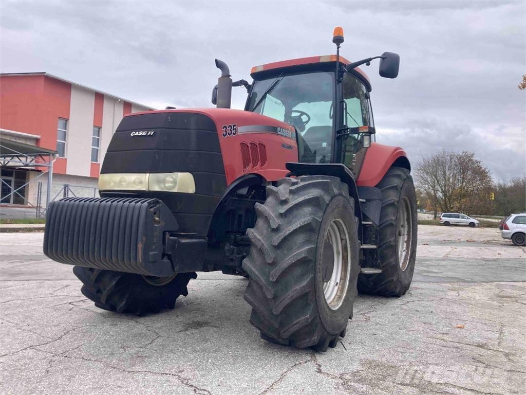 Case IH magnum 335 Tractoren