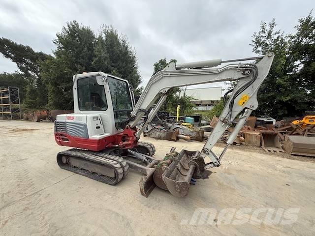 Takeuchi TB 235 Minigraafmachines < 7t