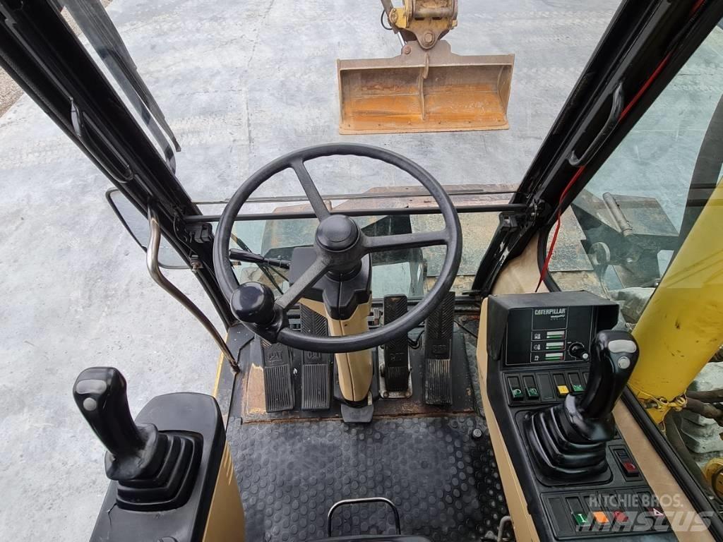 CAT M 312 Wielgraafmachines