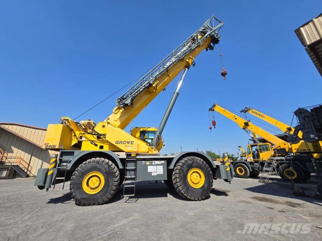 Grove RT 890 E Ruwterrein kranen