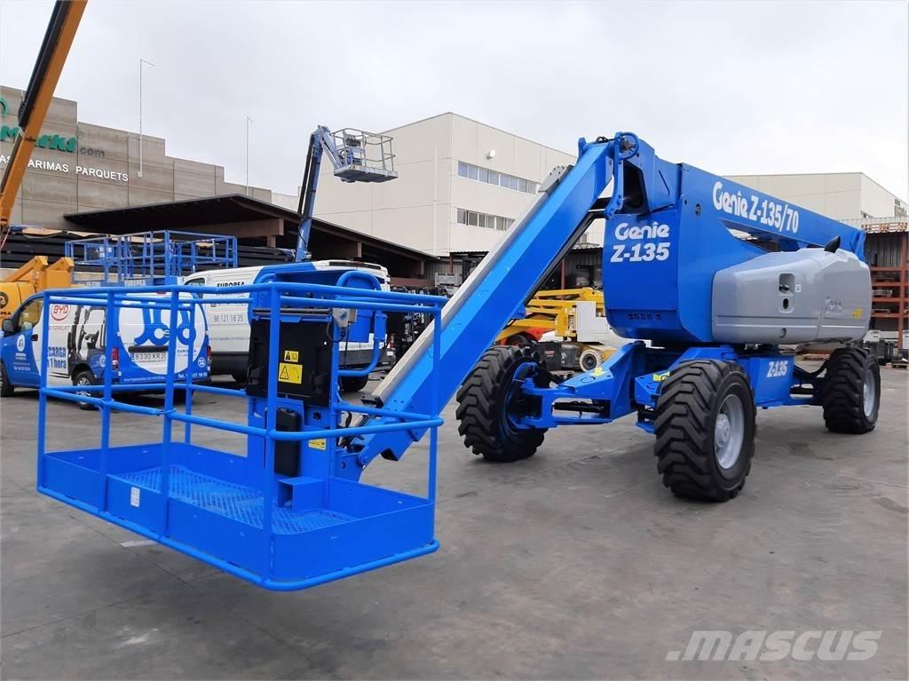 Genie Z135 70 Knikarmhoogwerkers
