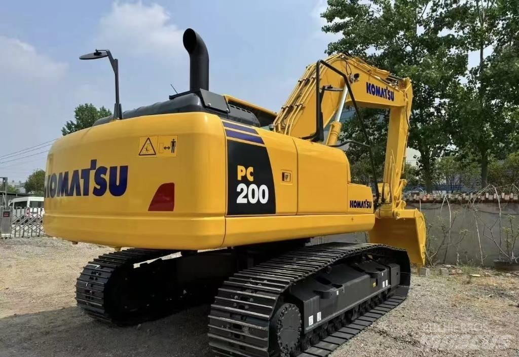 Komatsu PC 200-8 Rupsgraafmachines