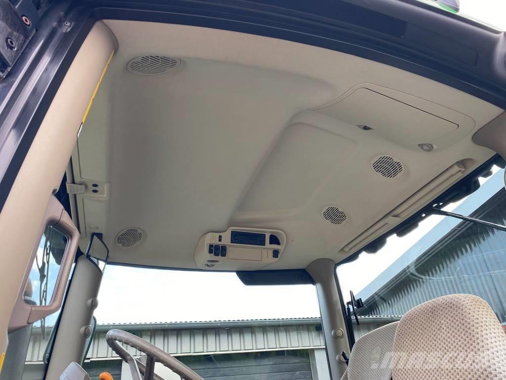 John Deere 6155 R Tractoren