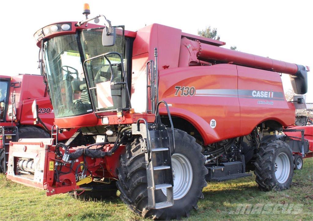 Case IH AF 7130 Maaidorsmachines