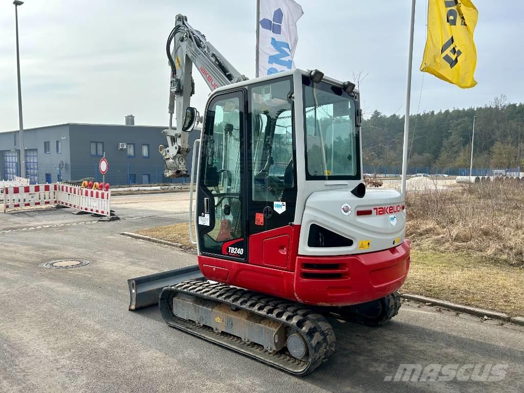 Takeuchi TB 240 Minigraafmachines < 7t